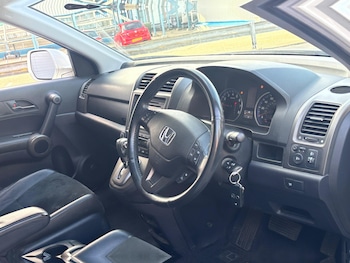 Used Honda CR-V 2012 for sale - 76200410: Photo