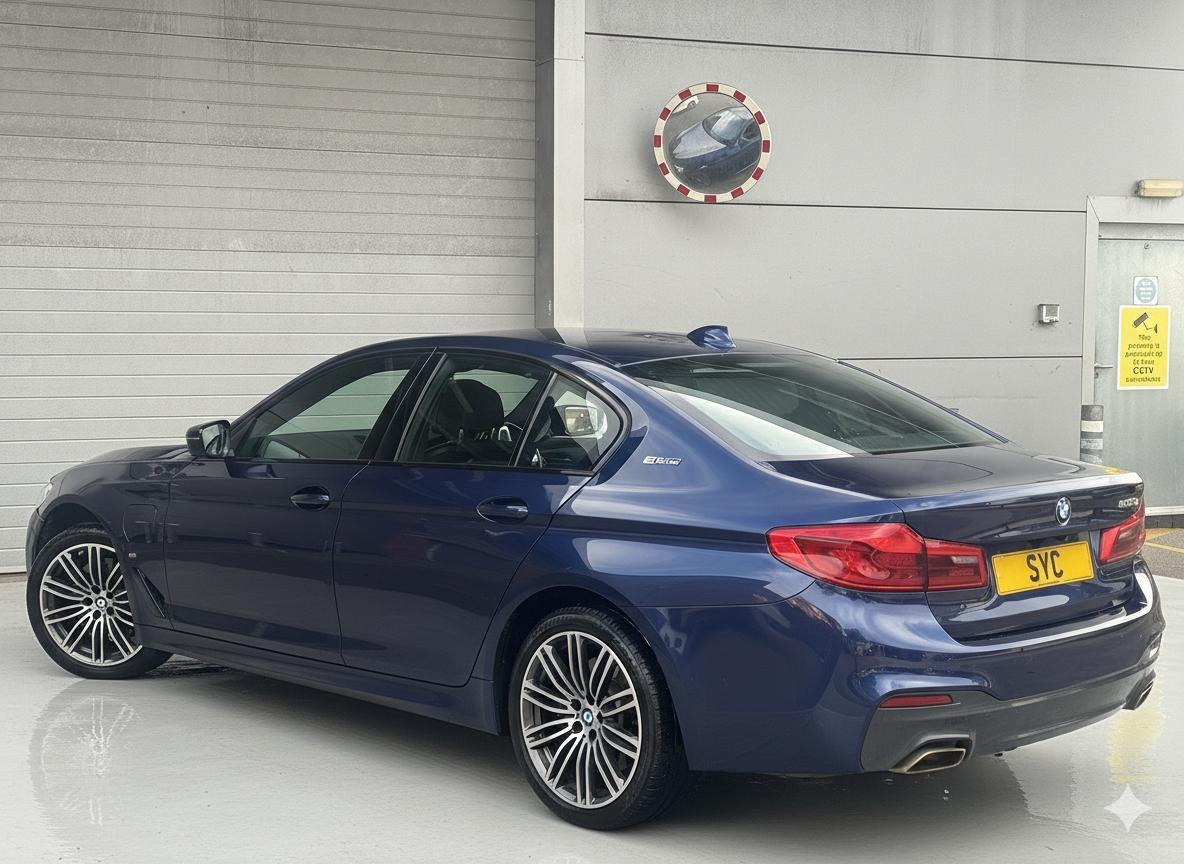 Used BMW 5 Series 2018 for sale - 77479181: Photo 2