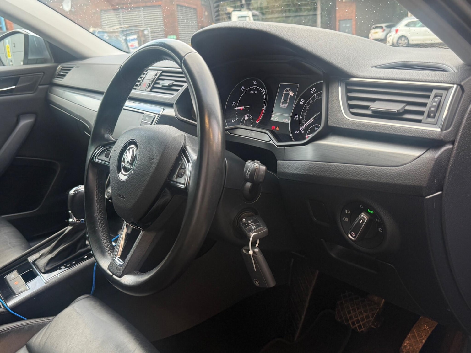 Used Skoda Superb 2016 for sale - 77625612: Photo 12