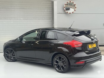 Used Ford Focus 2017 for sale - 77637579: Photo