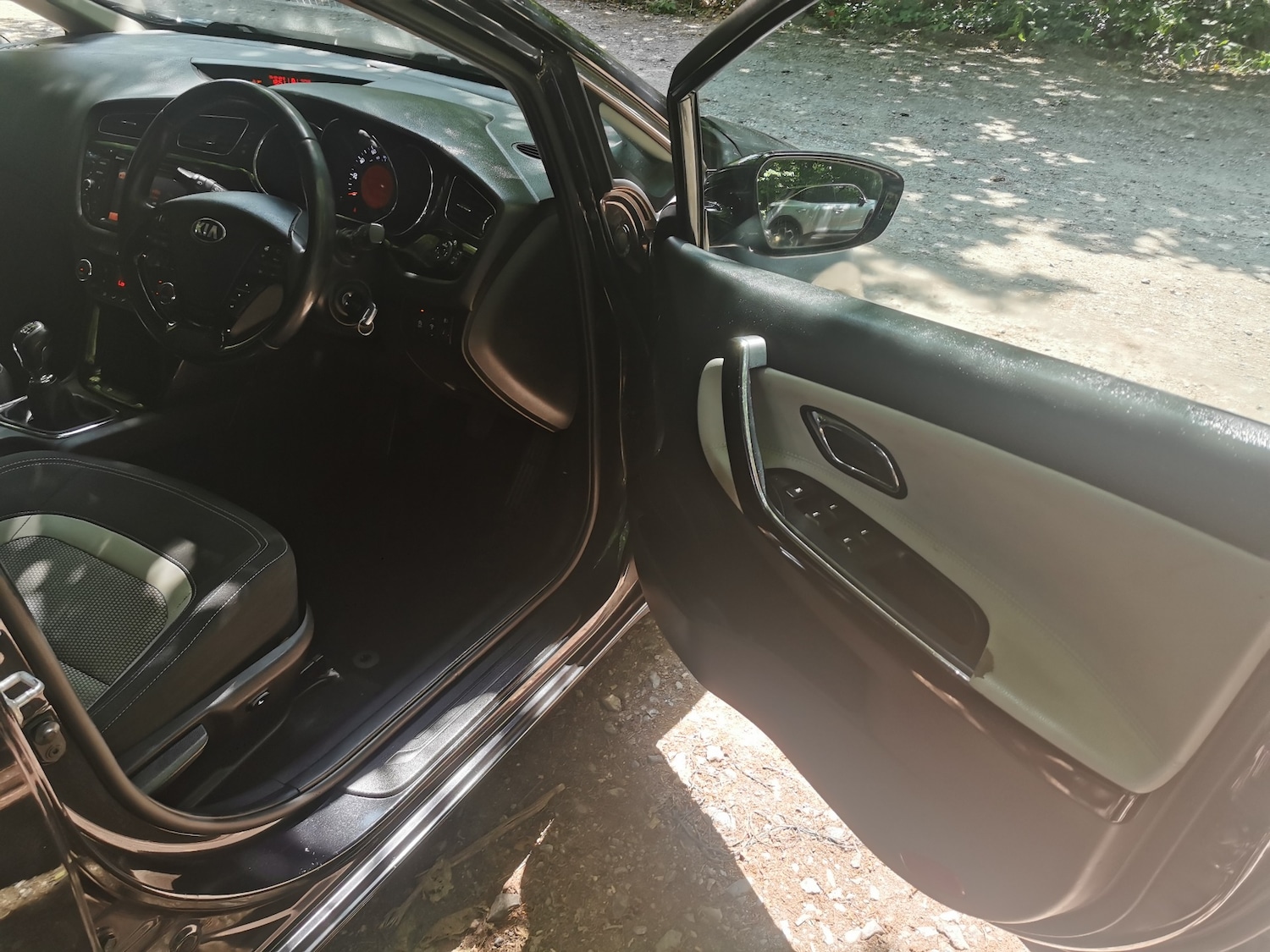 Vehicle 25