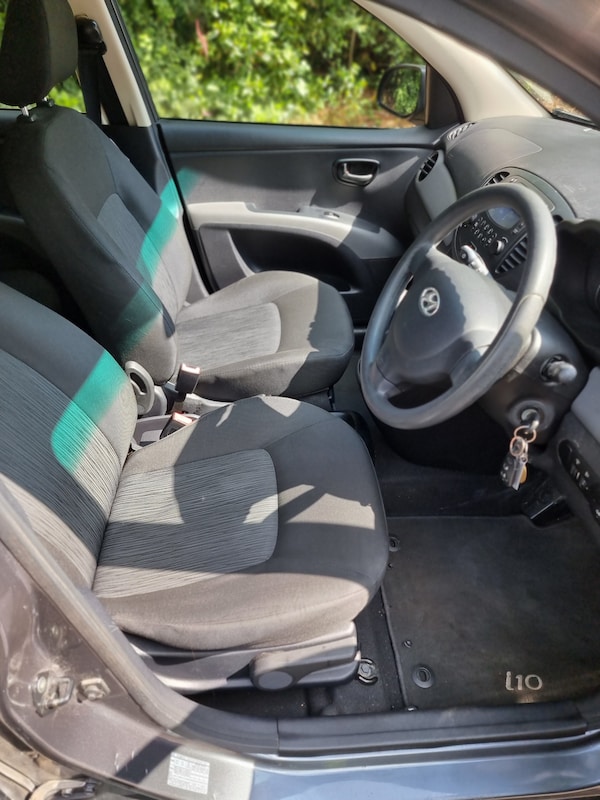 Used Hyundai i10 2012 for sale - 74854549: Photo 9