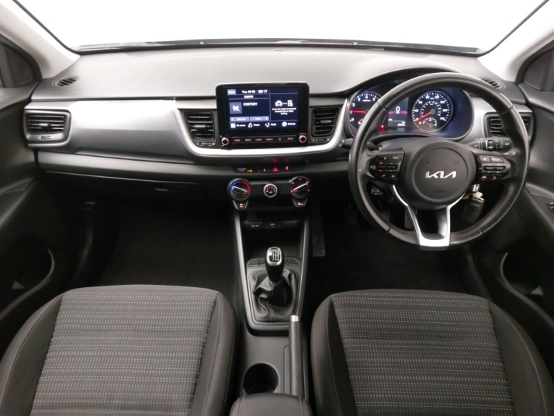 Used Kia Stonic 2023 for sale - 77418701: Photo 2