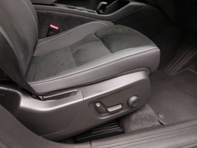 Used Volvo XC40 2025 for sale - 76556583: Photo 14