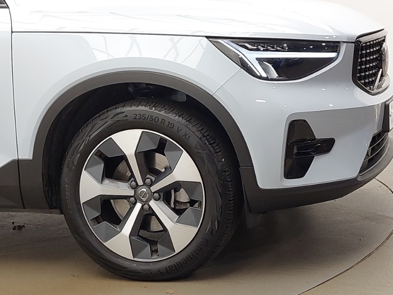 Used Volvo XC40 2025 for sale - 76556583: Photo 9