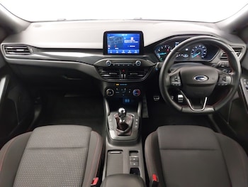 Used Ford Focus 2021 for sale - 75702028: Photo