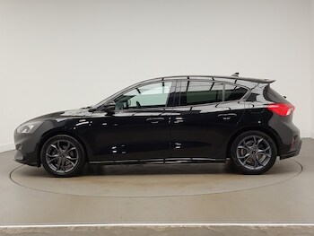 Used Ford Focus 2021 for sale - 75702028: Photo