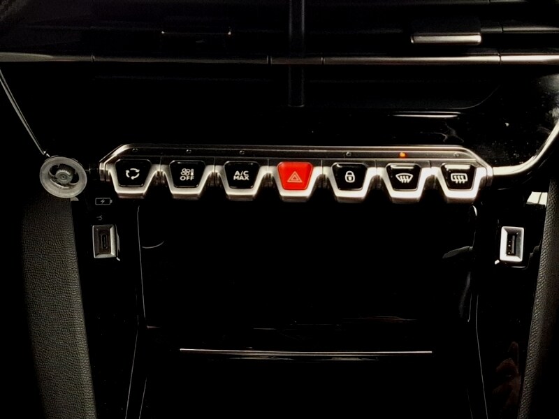 Used Peugeot 2008 2022 for sale - 77585232: Photo 16