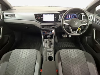 Used Volkswagen Taigo 2023 for sale - 76221523: Photo 2