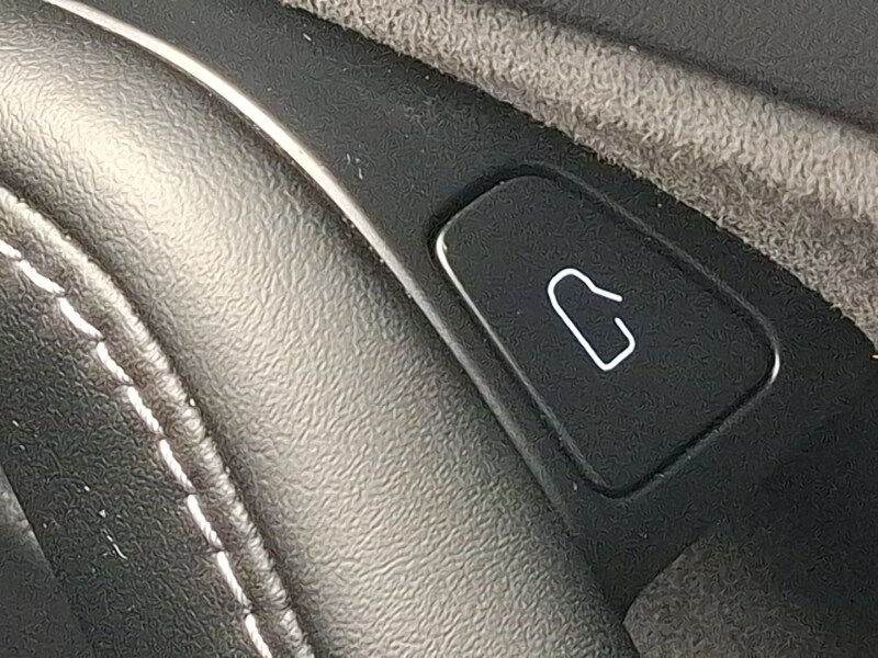 Used Tesla Model Y 2022 for sale - 77299773: Photo 19