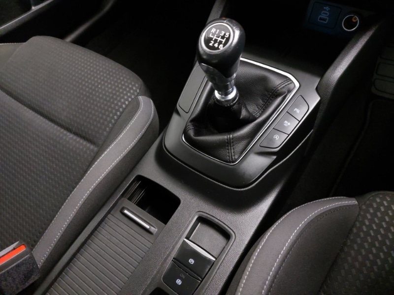 Used Ford Focus 2022 for sale - 77837899: Photo 15