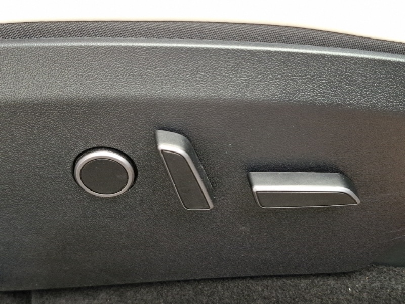 Used Tesla Model Y 2023 for sale - 76804576: Photo 16