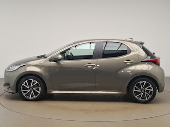 Used Toyota Yaris 2022 for sale - 78478631: Photo