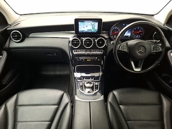 Used Mercedes-Benz GLC 2018 for sale - 77299767: Photo