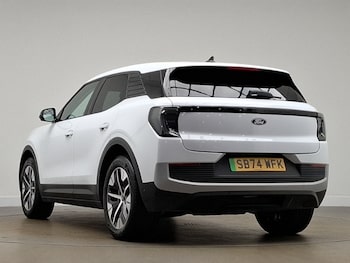 Used Ford Explorer 2025 for sale - 76103684: Photo 3