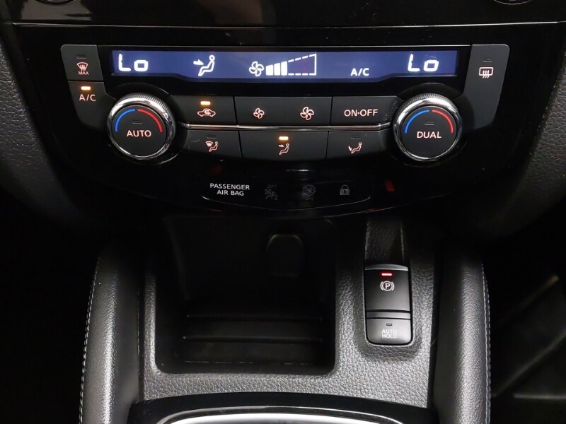 Used Nissan Qashqai 2019 for sale - 77433468: Photo 16