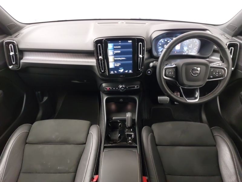 Used Volvo XC40 2020 for sale - 76629035: Photo 2