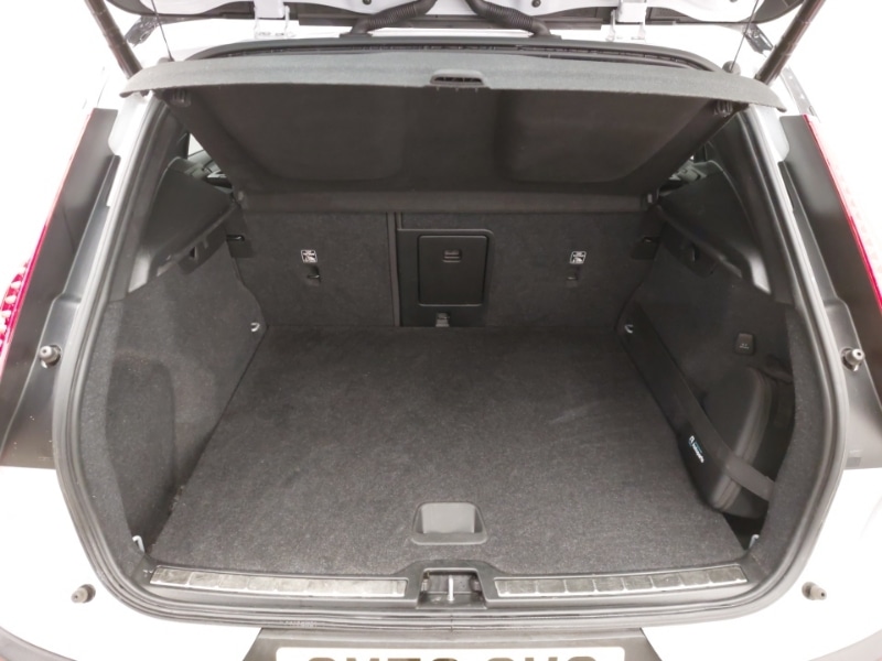 Used Volvo XC40 2020 for sale - 76629035: Photo 8