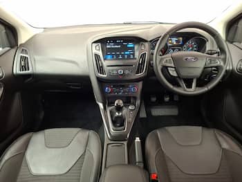 Used Ford Focus 2017 for sale - 79631228: Photo