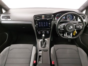 Used Volkswagen Golf 2019 for sale - 75674945: Photo