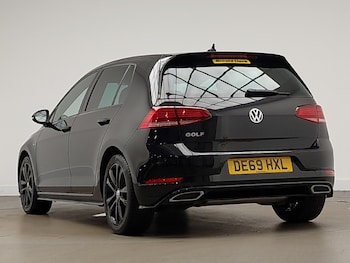 Used Volkswagen Golf 2019 for sale - 75674945: Photo
