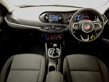 Used Fiat Tipo 2018 for sale - 77299777: Photo