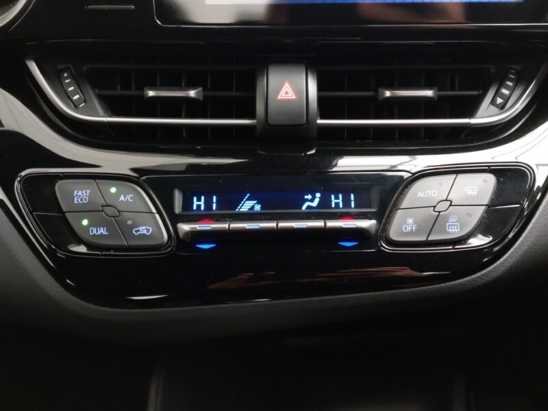 Used Toyota C-HR 2019 for sale - 76543595: Photo 16