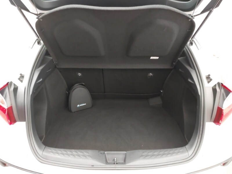 Used Toyota C-HR 2019 for sale - 76543595: Photo 8