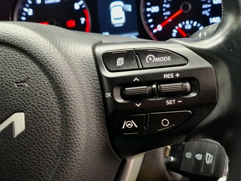 Used Kia Stonic 2022 for sale - 76964224: Photo 17