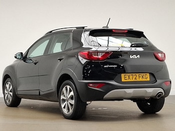 Used Kia Stonic 2022 for sale - 76964224: Photo