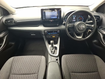 Used Toyota Yaris 2023 for sale - 75576085: Photo