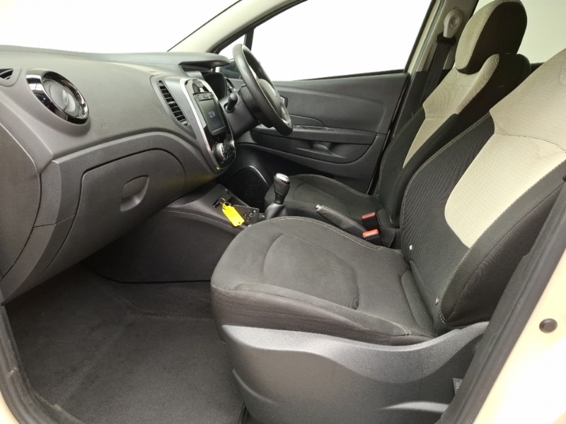 Used Renault Captur 2019 for sale - 78147342: Photo 5