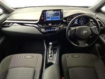 Used Toyota C-HR 2021 for sale - 79557729: Photo