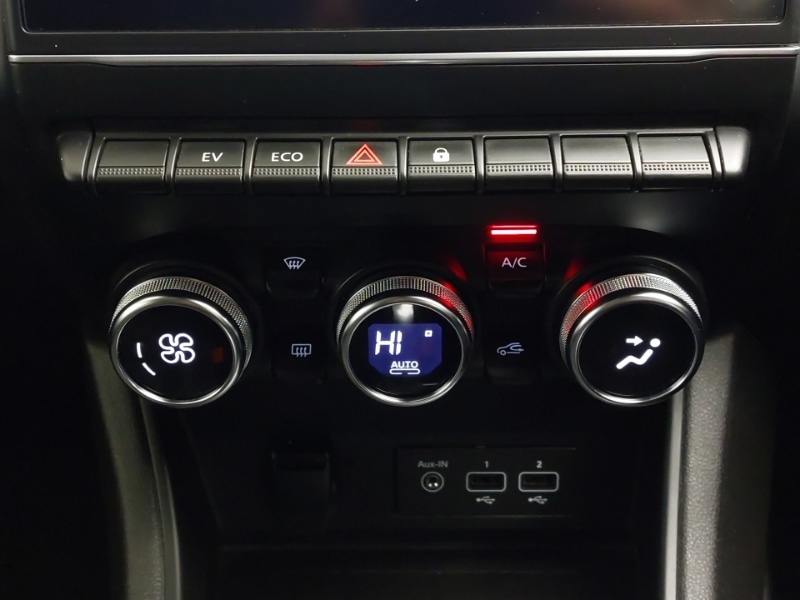 Used Renault Captur 2023 for sale - 78203103: Photo 16