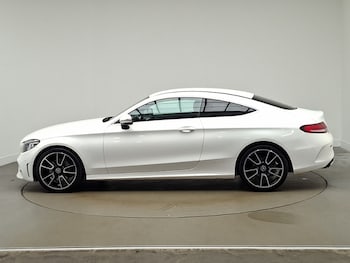 Used Mercedes-Benz C Class 2019 for sale - 79569887: Photo