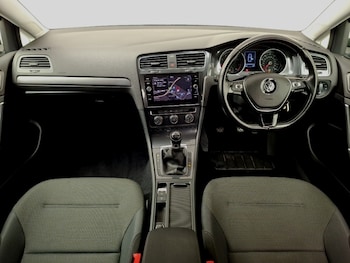 Used Volkswagen Golf 2019 for sale - 79542291: Photo