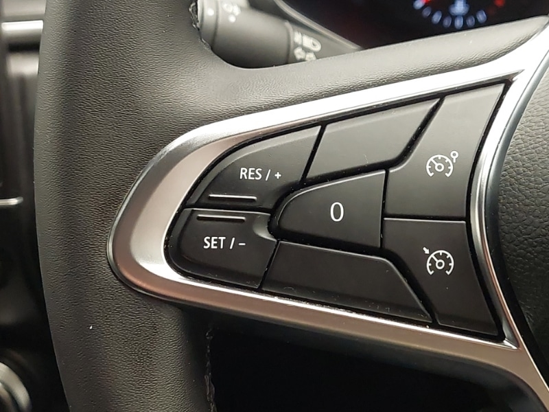 Used Renault Captur 2022 for sale - 76947617: Photo 18