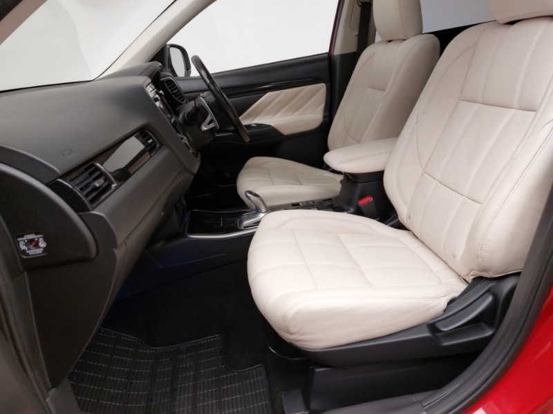 Used Mitsubishi Outlander 2017 for sale - 77544426: Photo 5