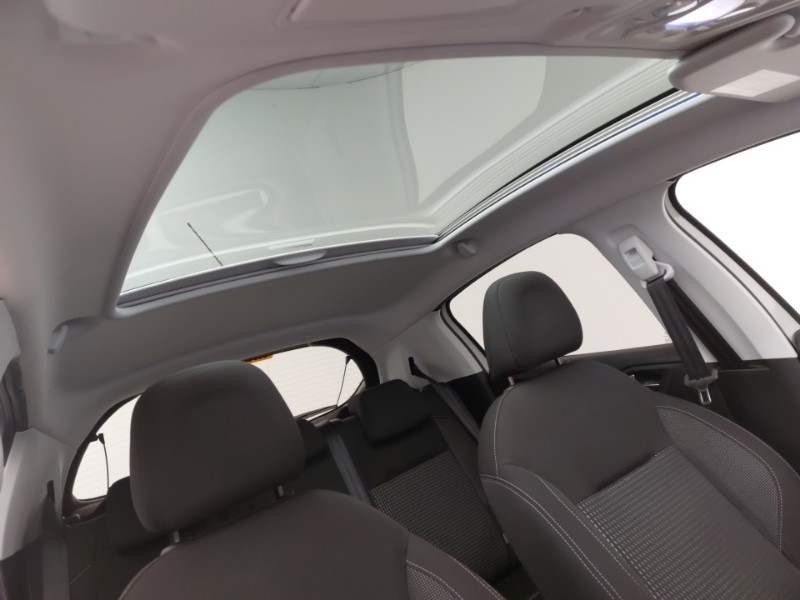 Used Peugeot 208 2016 for sale - 77816215: Photo 14