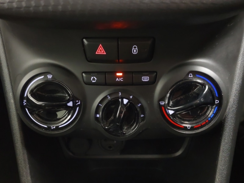 Used Peugeot 208 2016 for sale - 77816215: Photo 17