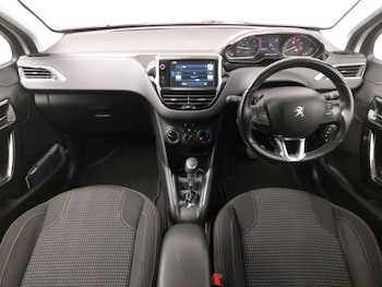 Used Peugeot 208 2016 for sale - 77816215: Photo