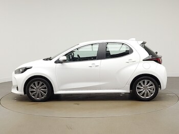 Used Toyota Yaris 2023 for sale - 78960369: Photo