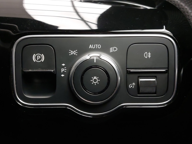 Used Mercedes-Benz A-Class 2019 for sale - 76713666: Photo 18