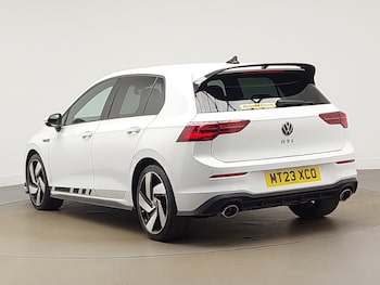 Used Volkswagen Golf 2023 for sale - 78441146: Photo