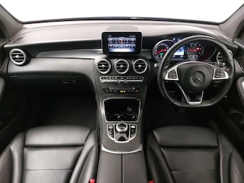 Used Mercedes-Benz GLC 2019 for sale - 78113632: Photo