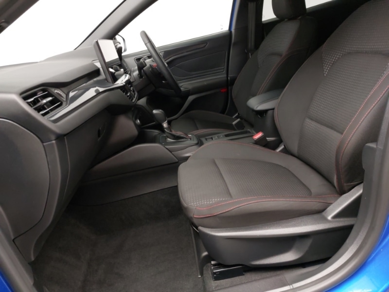 Used Ford Focus 2023 for sale - 77664066: Photo 5