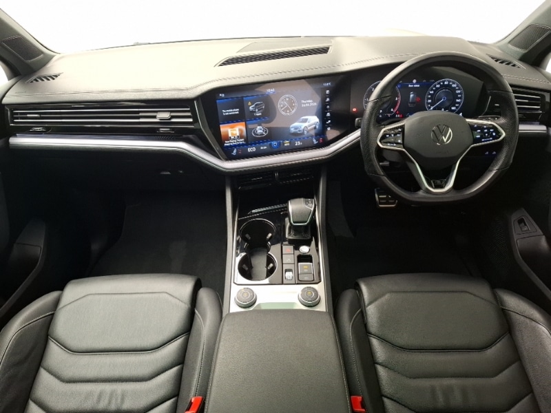 Used Volkswagen Touareg 2023 for sale - 78023358: Photo 2