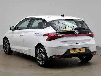 Used Hyundai i20 2022 for sale - 77115126: Photo