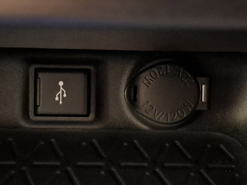 Used Toyota RAV4 2021 for sale - 77823090: Photo 18