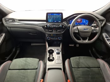 Used Ford Kuga 2024 for sale - 76103460: Photo 2